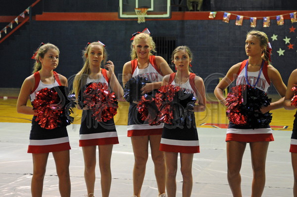 8-28 WA Pep Rally 019.JPG - SCRIVENER D300